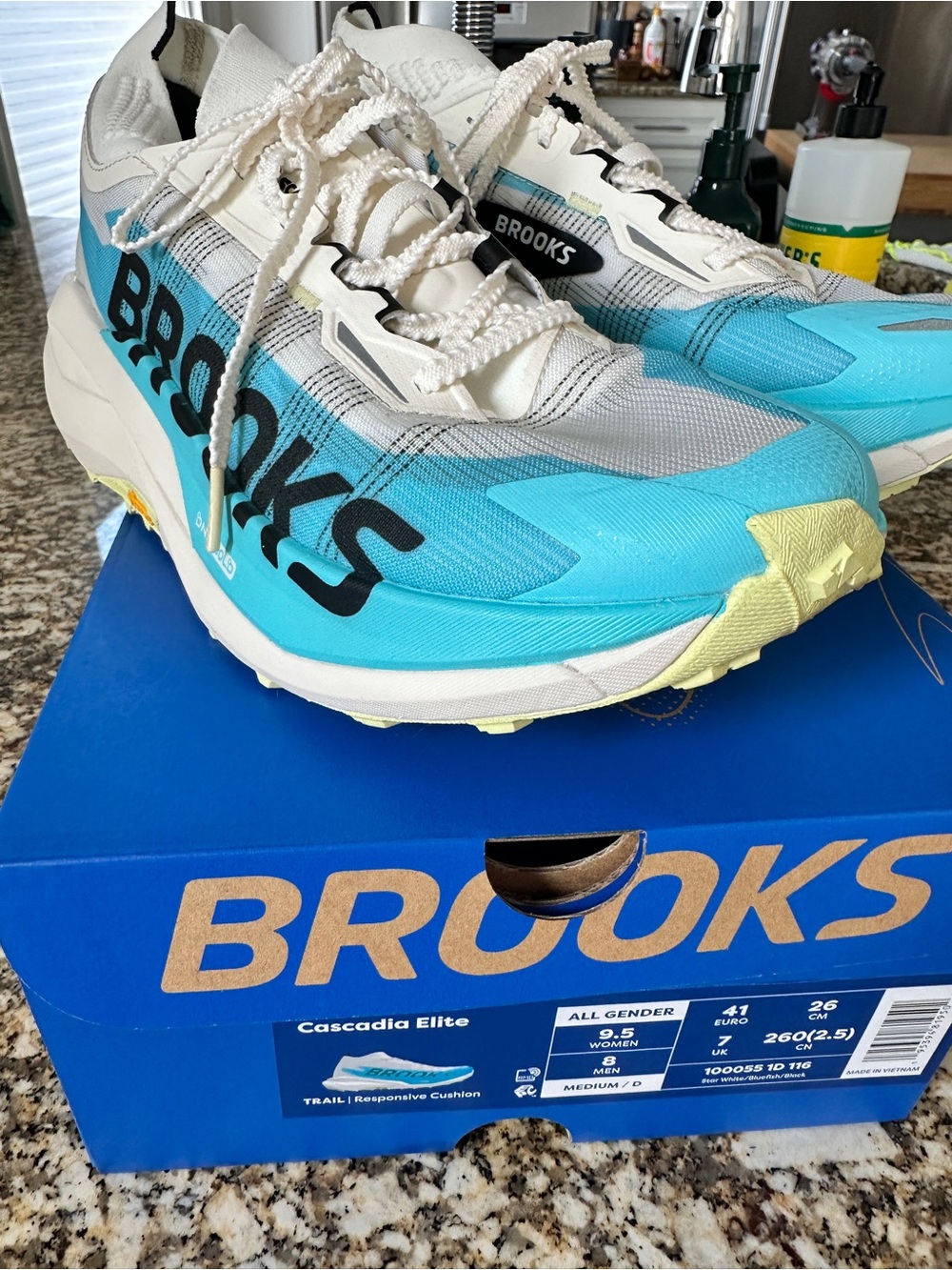 Brooks Unisex Cascadia Elite - Picture 7 of 8